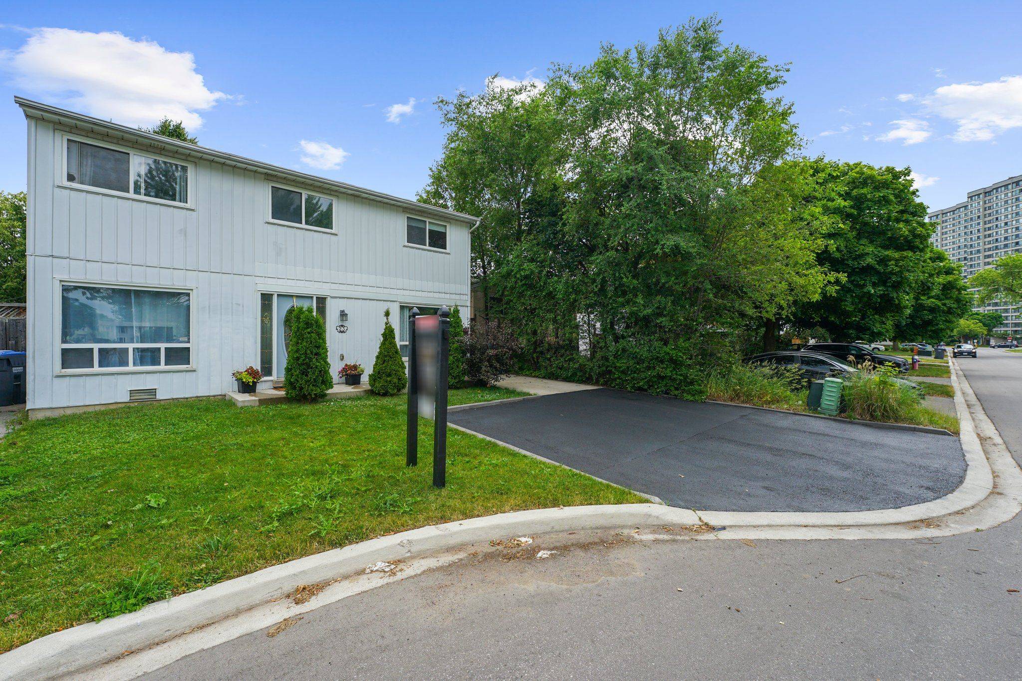 Brampton, ON L6S 1S5,23 Huntingwood CRES