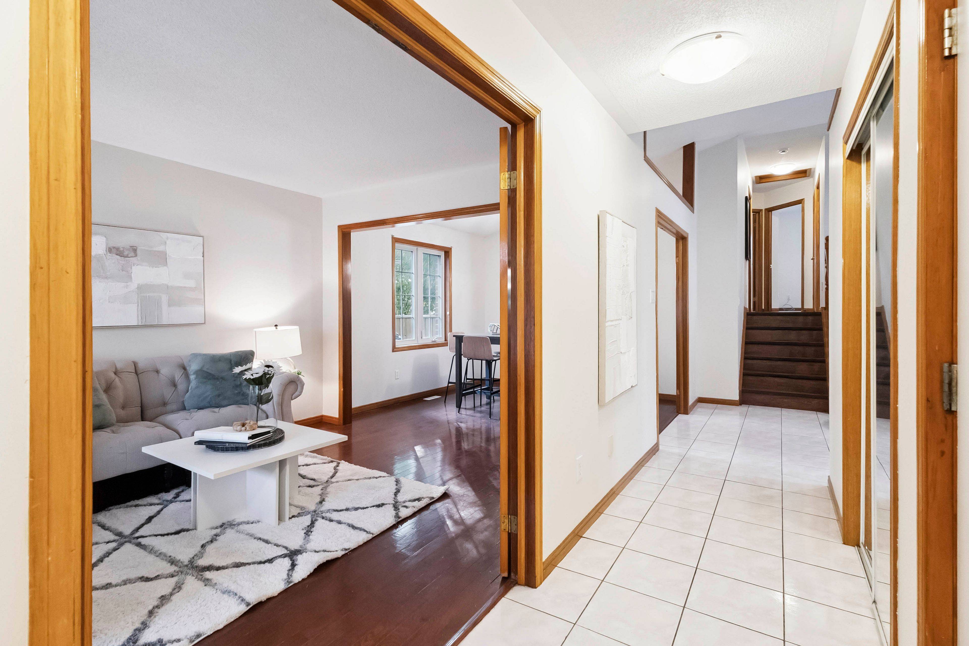 London East, ON N5V 4H1,994 Chippewa DR