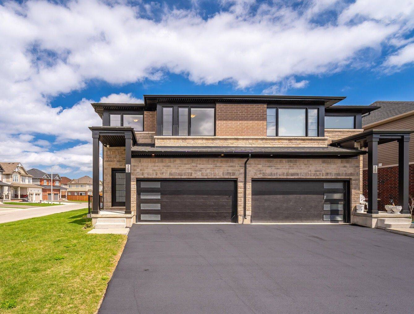 4259 Shuttleworth DR, Niagara Falls, ON L2G 3P6
