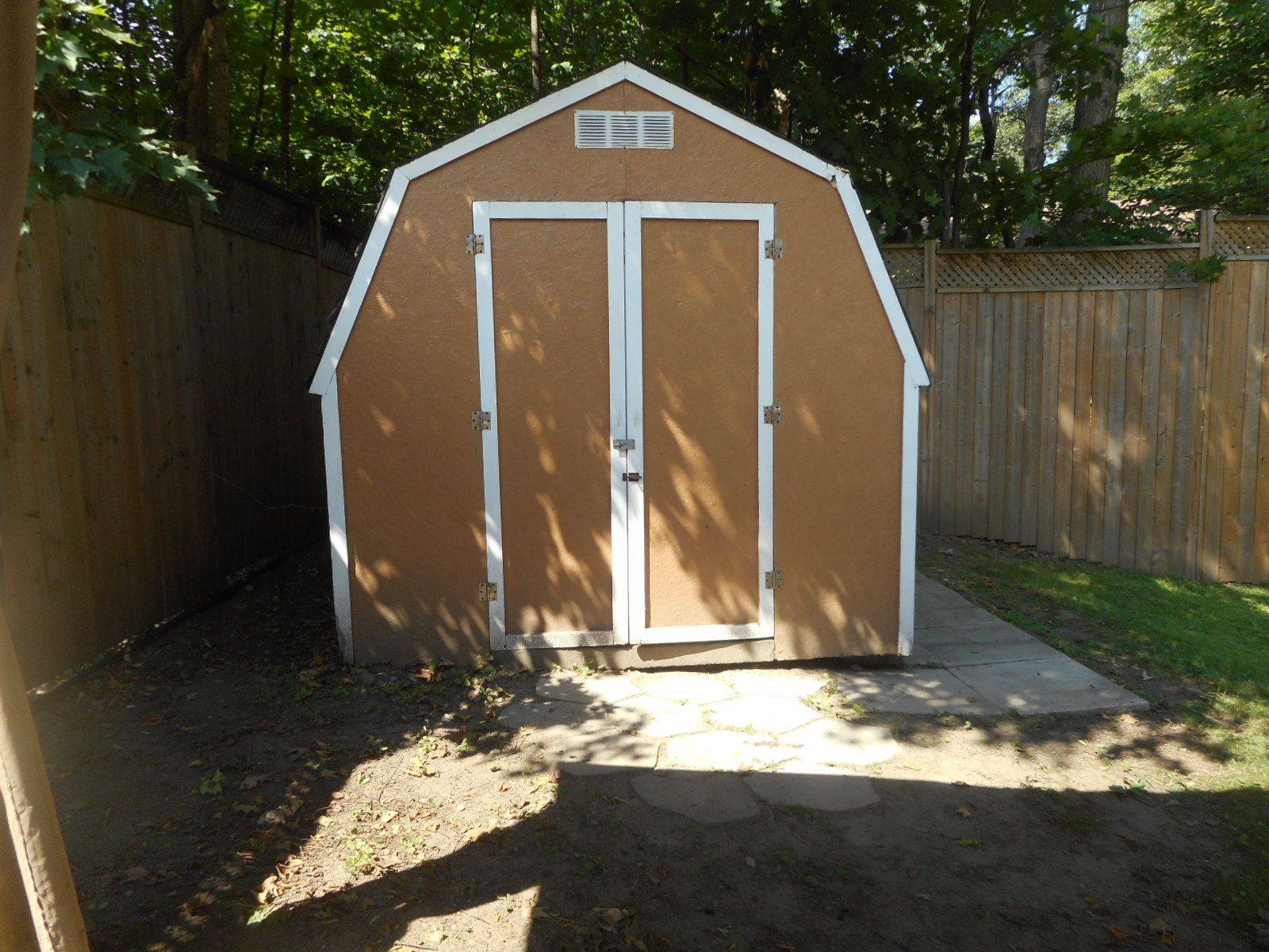 Gravenhurst, ON P1P 1A4,115 Douglas ST