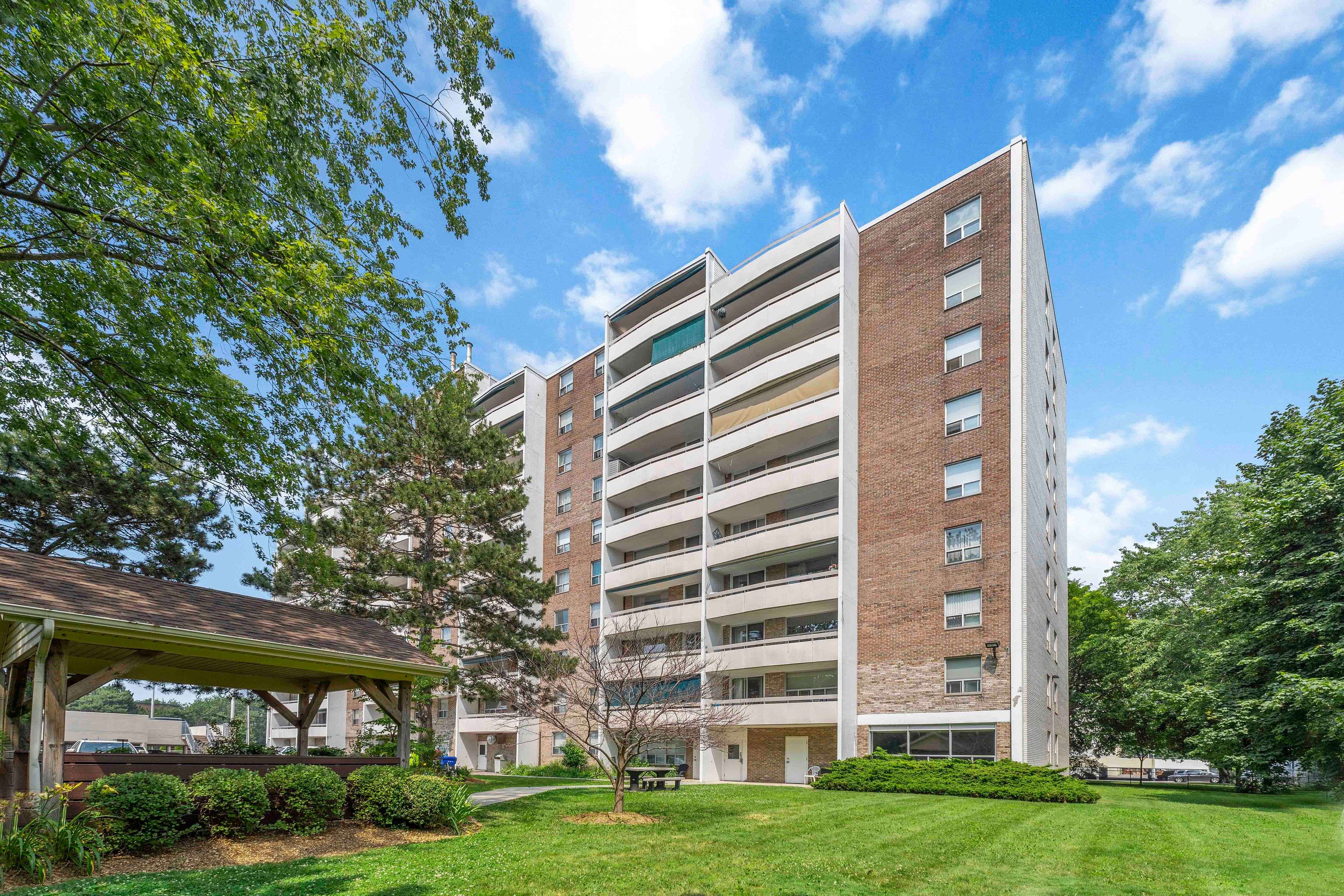 365 Geneva ST #602, St. Catharines, ON L2N 5S7