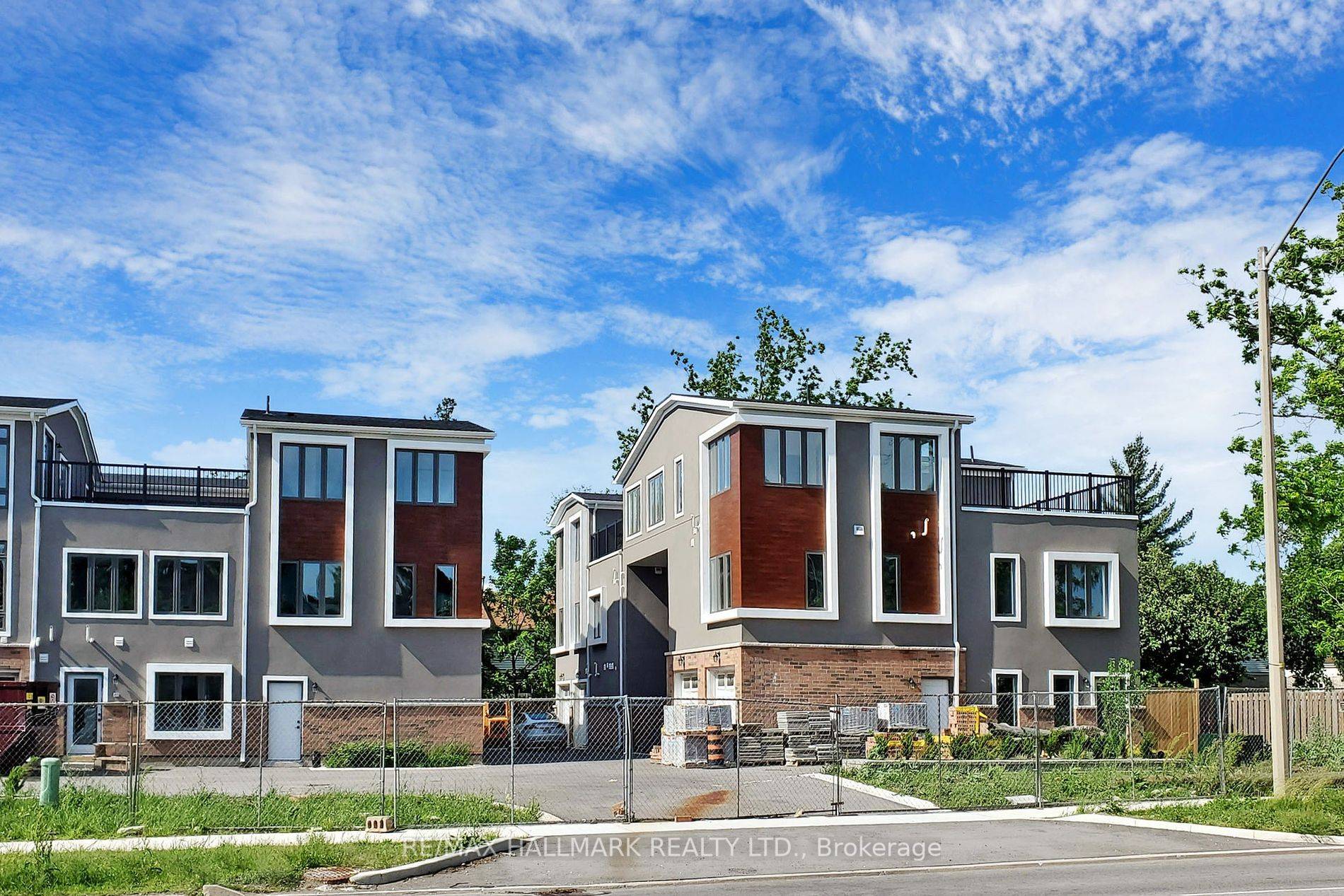 Niagara Falls, ON L2J 1B3,6701 Thorold Stone RD #14