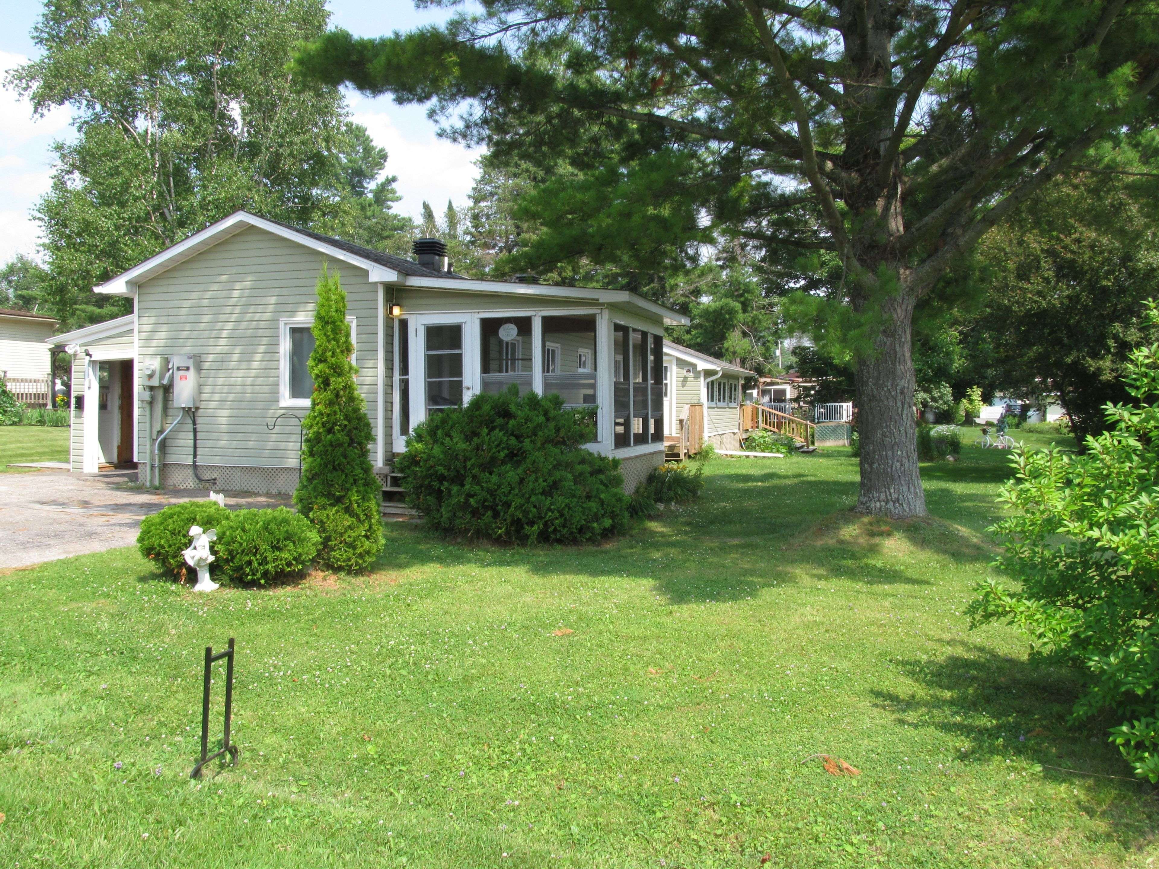 31 Lakefront LN, Mcnab/braeside, ON K0A 3L0
