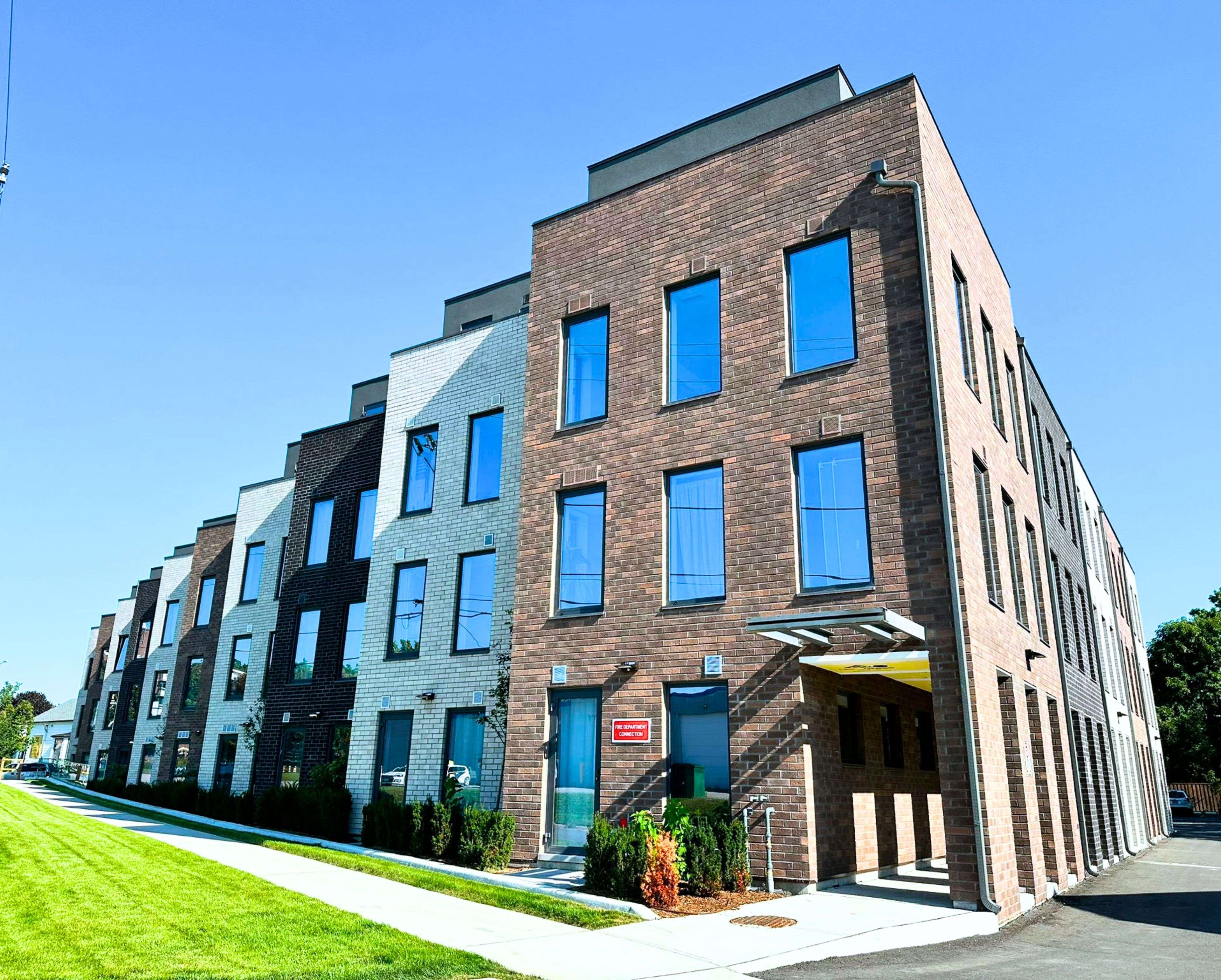 325 University AVE W #208, Cobourg, ON K9A 3S9