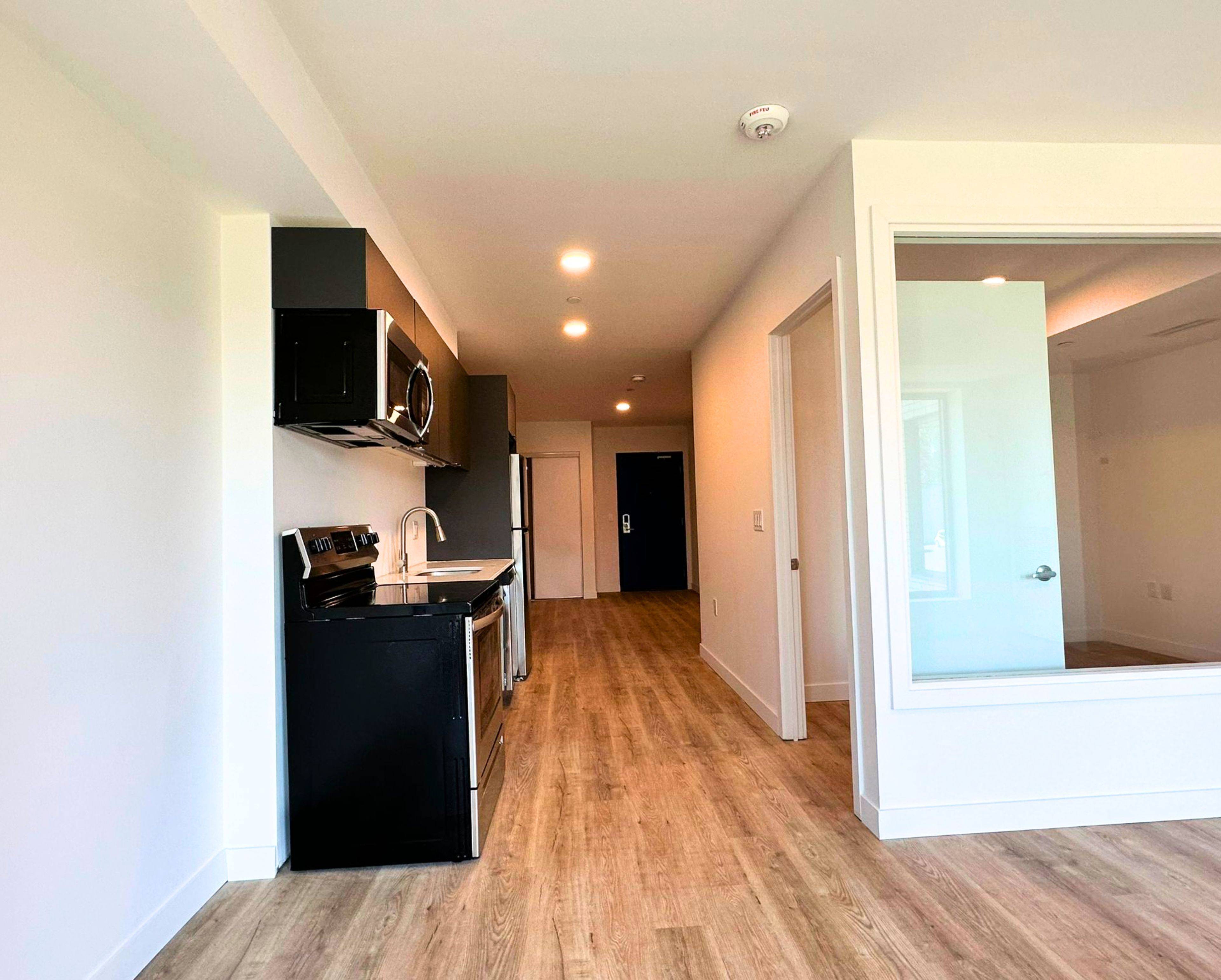 Cobourg, ON K9A 3S9,325 University AVE W #208