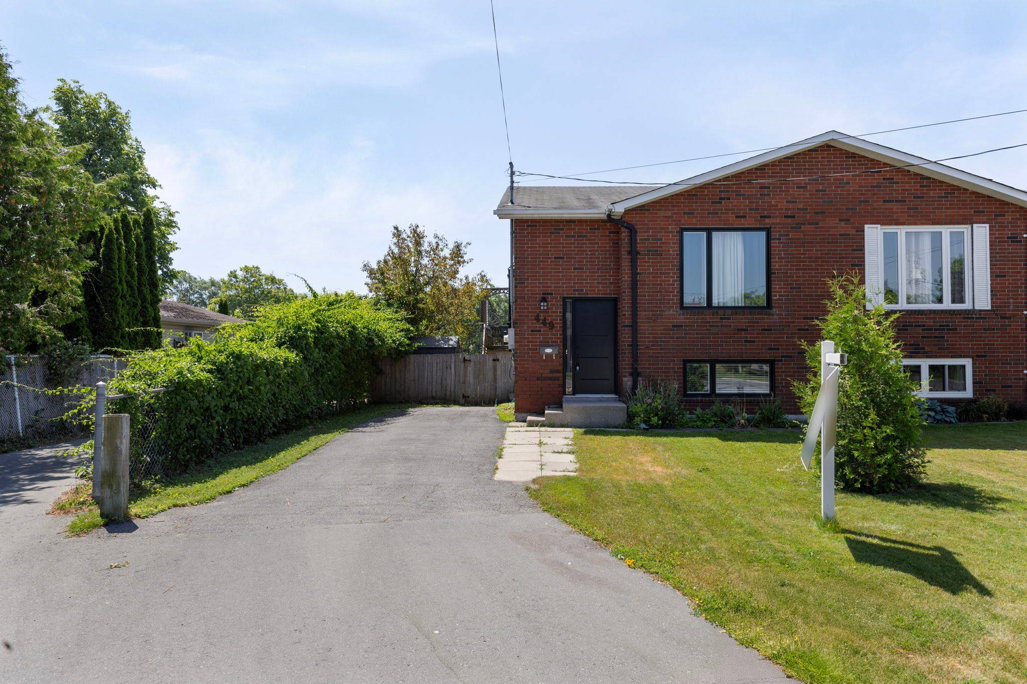 449 Burnham Manor CT, Cobourg, ON K9A 5B9