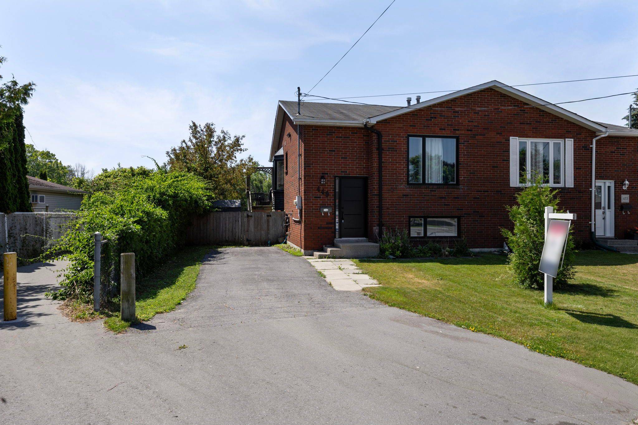 Cobourg, ON K9A 5B9,449 Burnham Manor CT