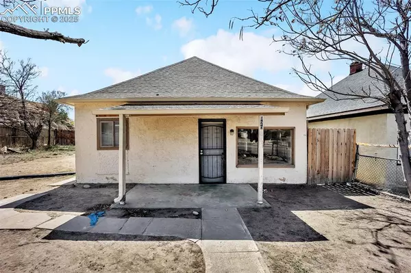 920 E 4th ST, Pueblo, CO 81001