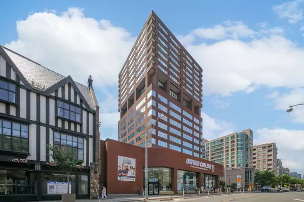 914 Yonge ST #1604, Toronto C02, ON M4W 3C8