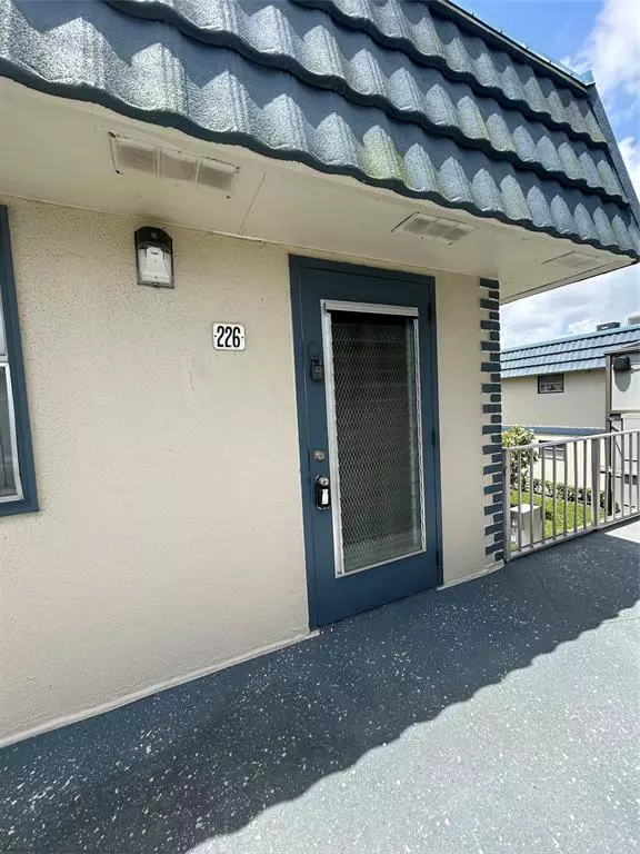 Delray Beach, FL 33446,226 BRITTANY E #226