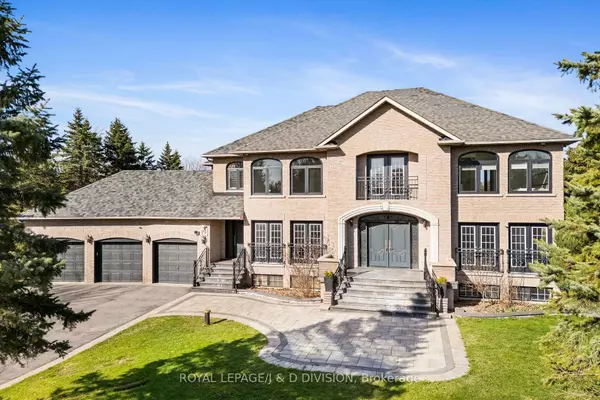 Whitchurch-stouffville, ON L4A 7X5,19 Logan CT