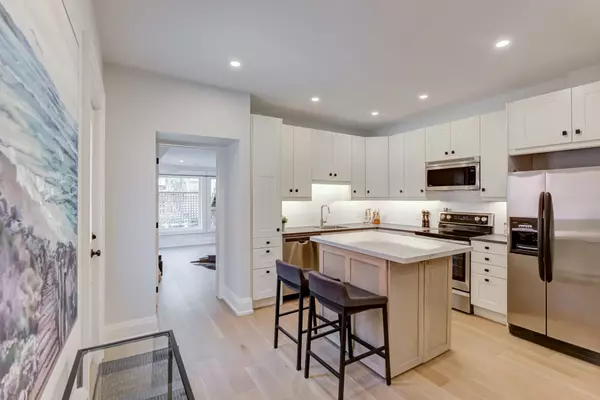Toronto W02, ON M6P 2W9,187 Clendenan AVE