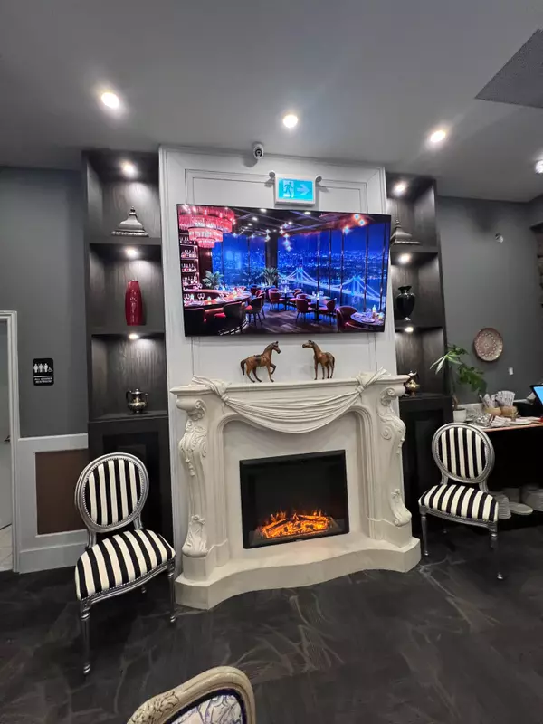 Mississauga, ON L4X 1L9,1850 Dundas ST E