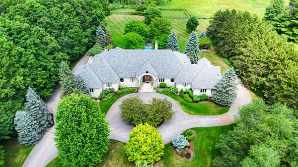 18387 The Gore RD, Caledon, ON L7E 0X8