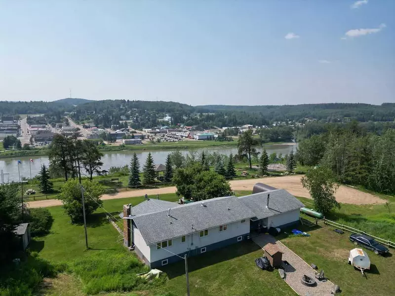 5009 52 AVE, Athabasca, AB T9S 2A2
