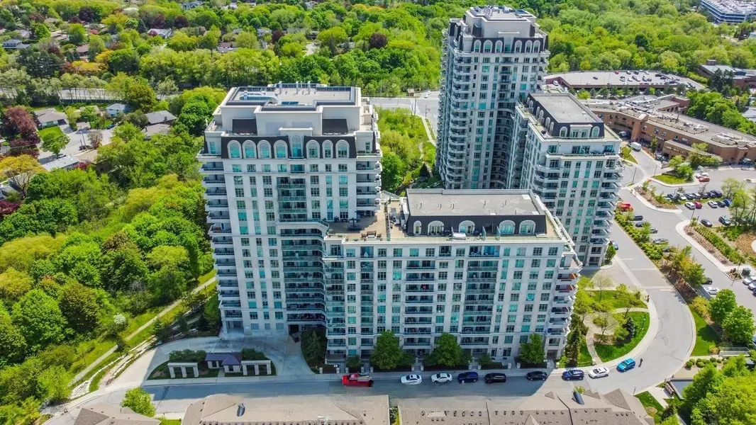 10 Bloorview PL #911, Toronto C15, ON M2J 0B1