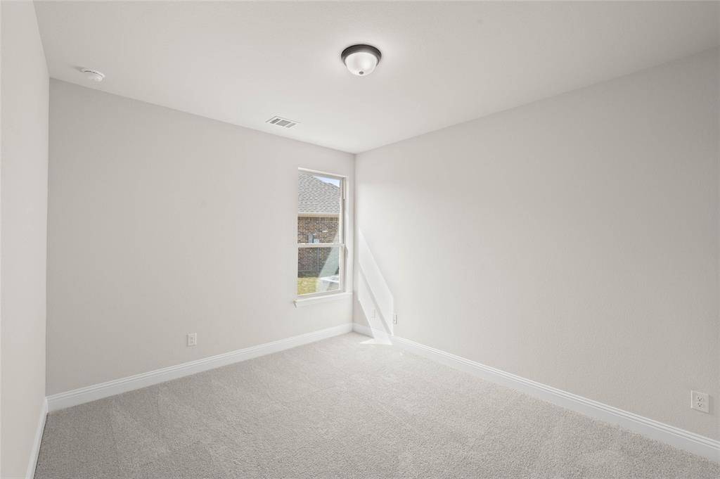 Desoto, TX 75115,951 Richard Pittmon Drive