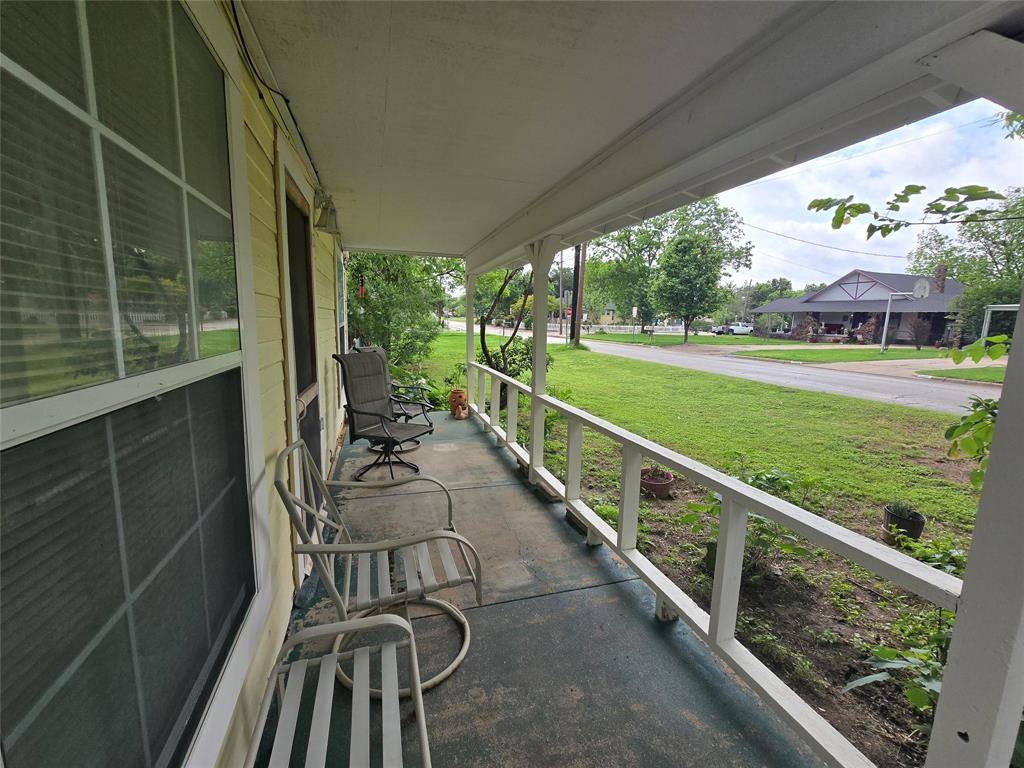Granbury, TX 76048,410 W Doyle Street