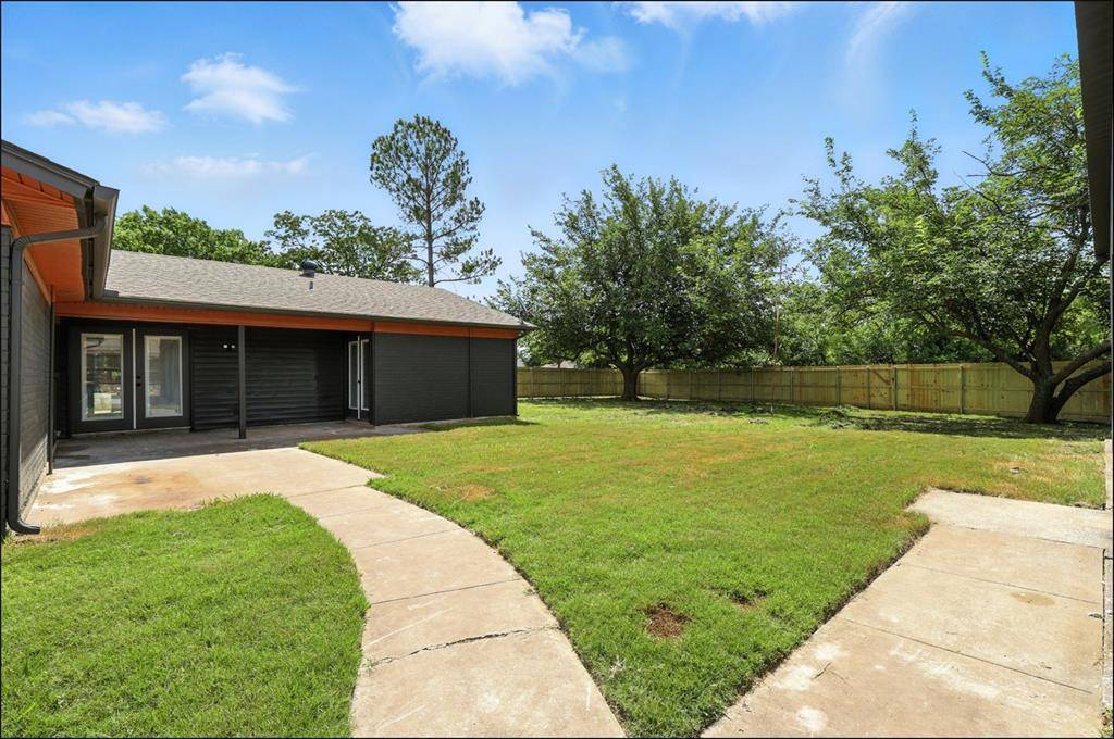 Van Alstyne, TX 75495,248 Wilkins Street