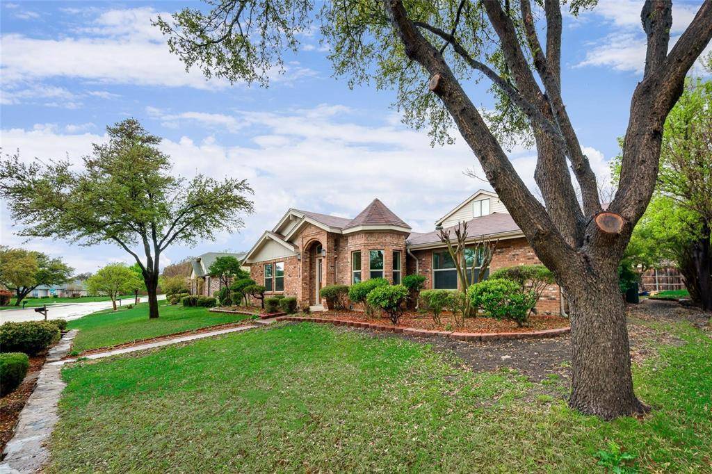 Carrollton, TX 75007,1919 E Branch Hollow Drive