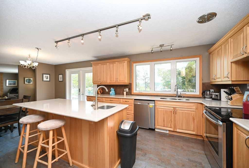 Athabasca, AB T9S 2A2,5009 52 AVE