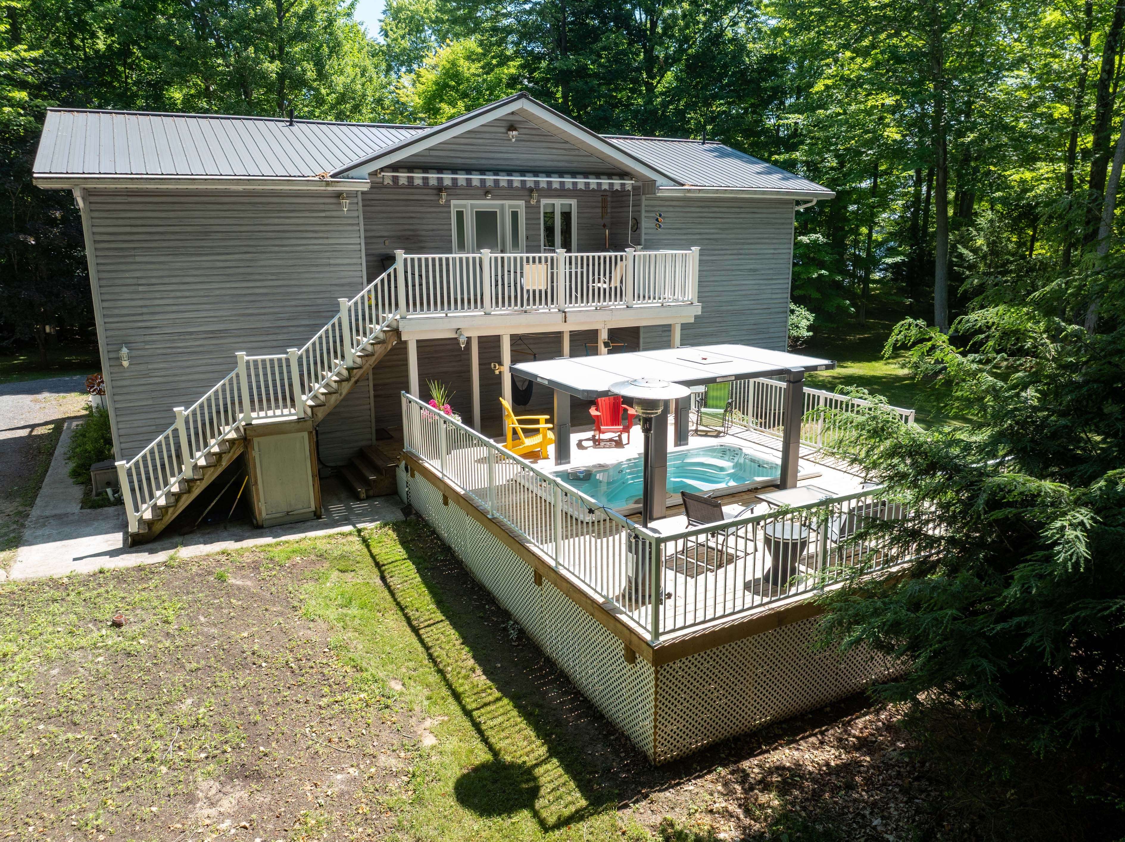 Rideau Lakes, ON K0G 1X0,111 Sugarhouse LN