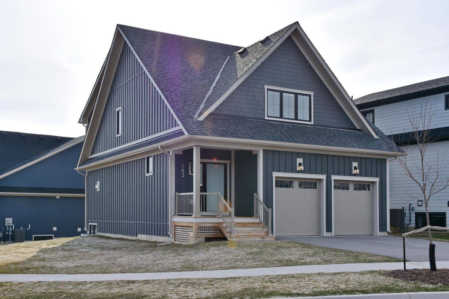 Blue Mountains, ON L9Y 5L7,163 COURTLAND ST