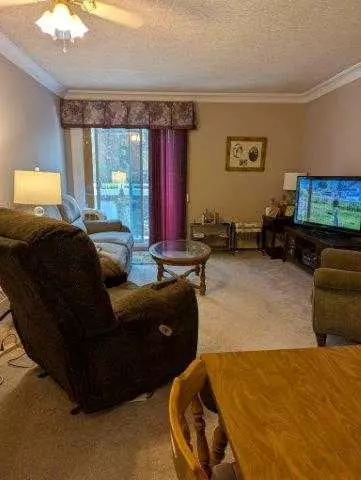 Red Deer, AB T4N 3S4,4415 48 AVE #204