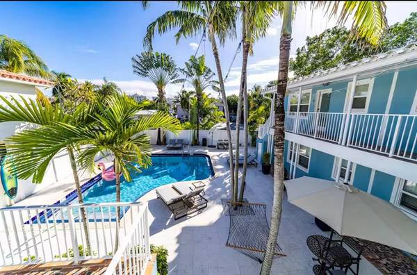 2617 NE 13th Ct, Fort Lauderdale, FL 33304