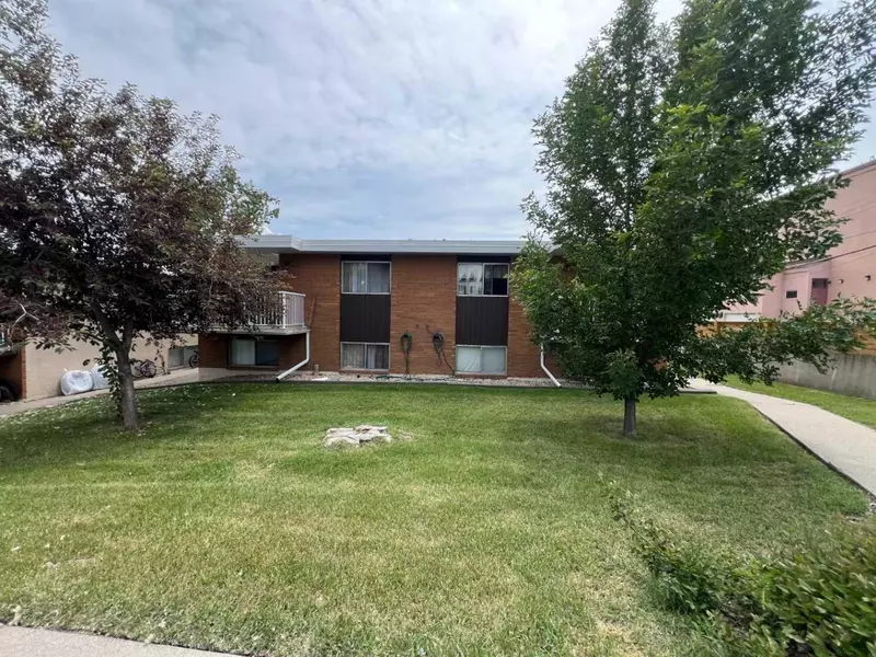 1415 Nutana PL NW, Calgary, AB T2K 2H7
