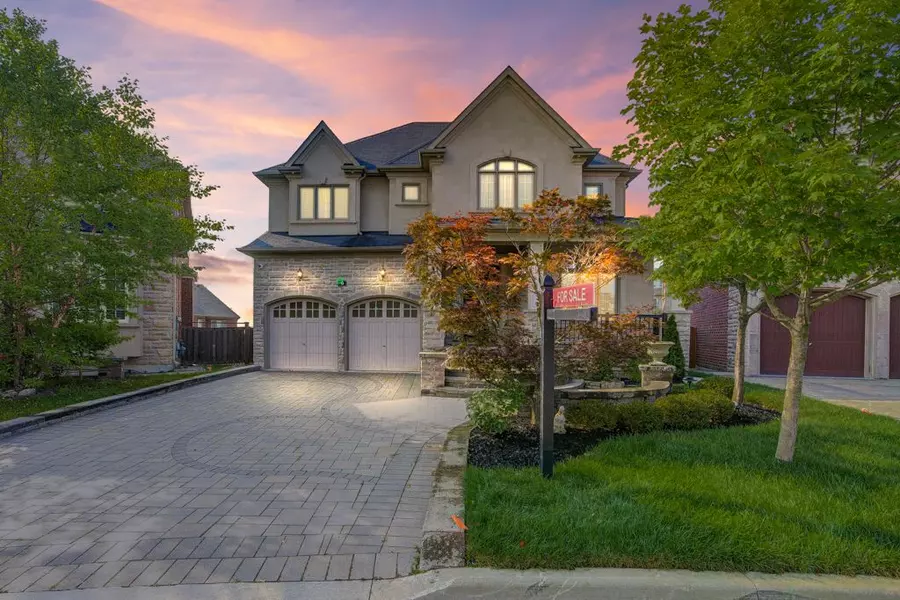 9 Berkshire CRES, Markham, ON L6L 1K4