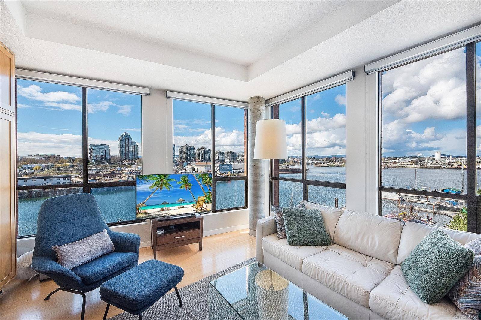 409 Swift St #403, Victoria, BC V8W 1S2