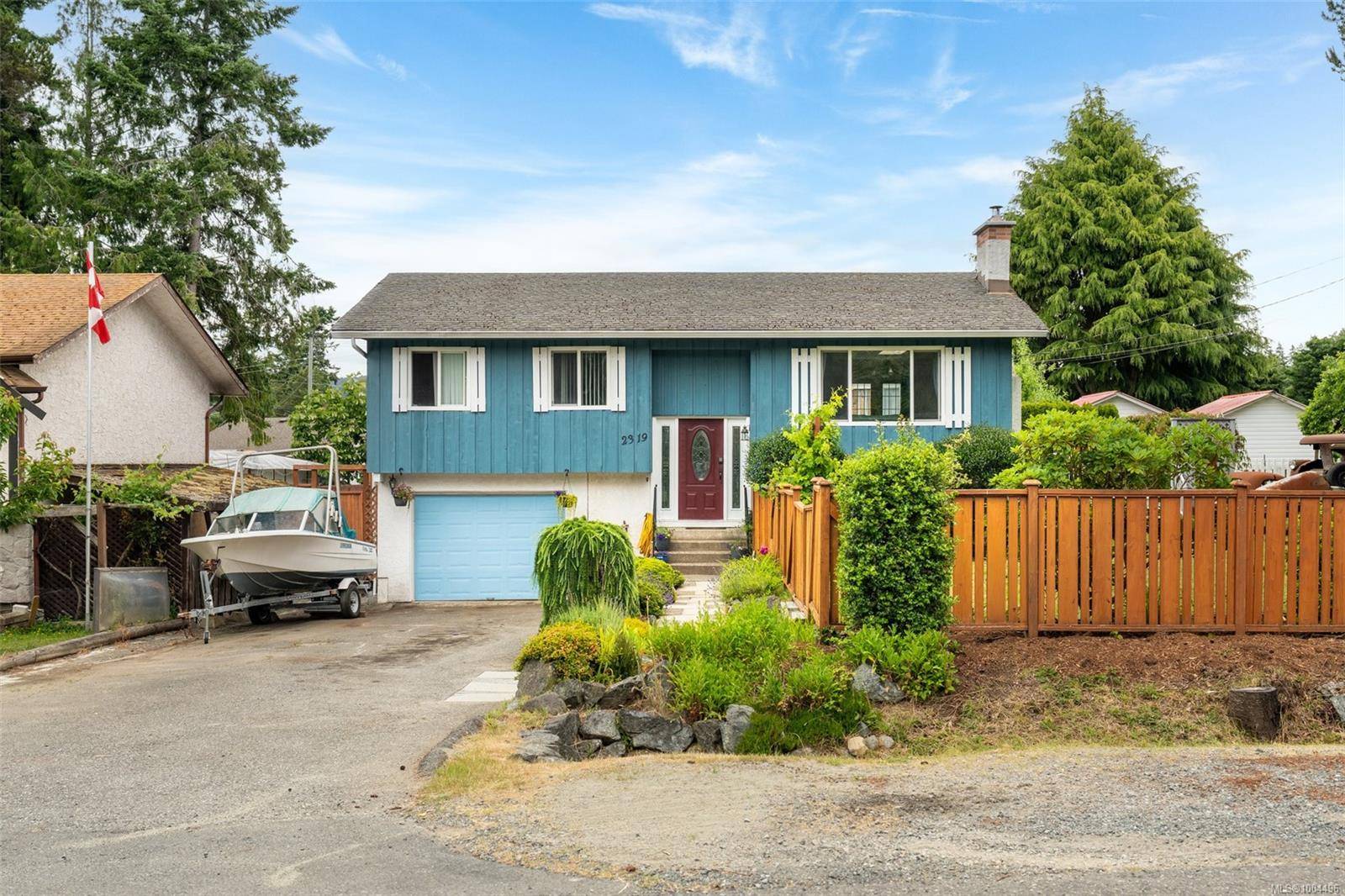 2319 Gatewood Rd, Sooke, BC V9Z 0M6