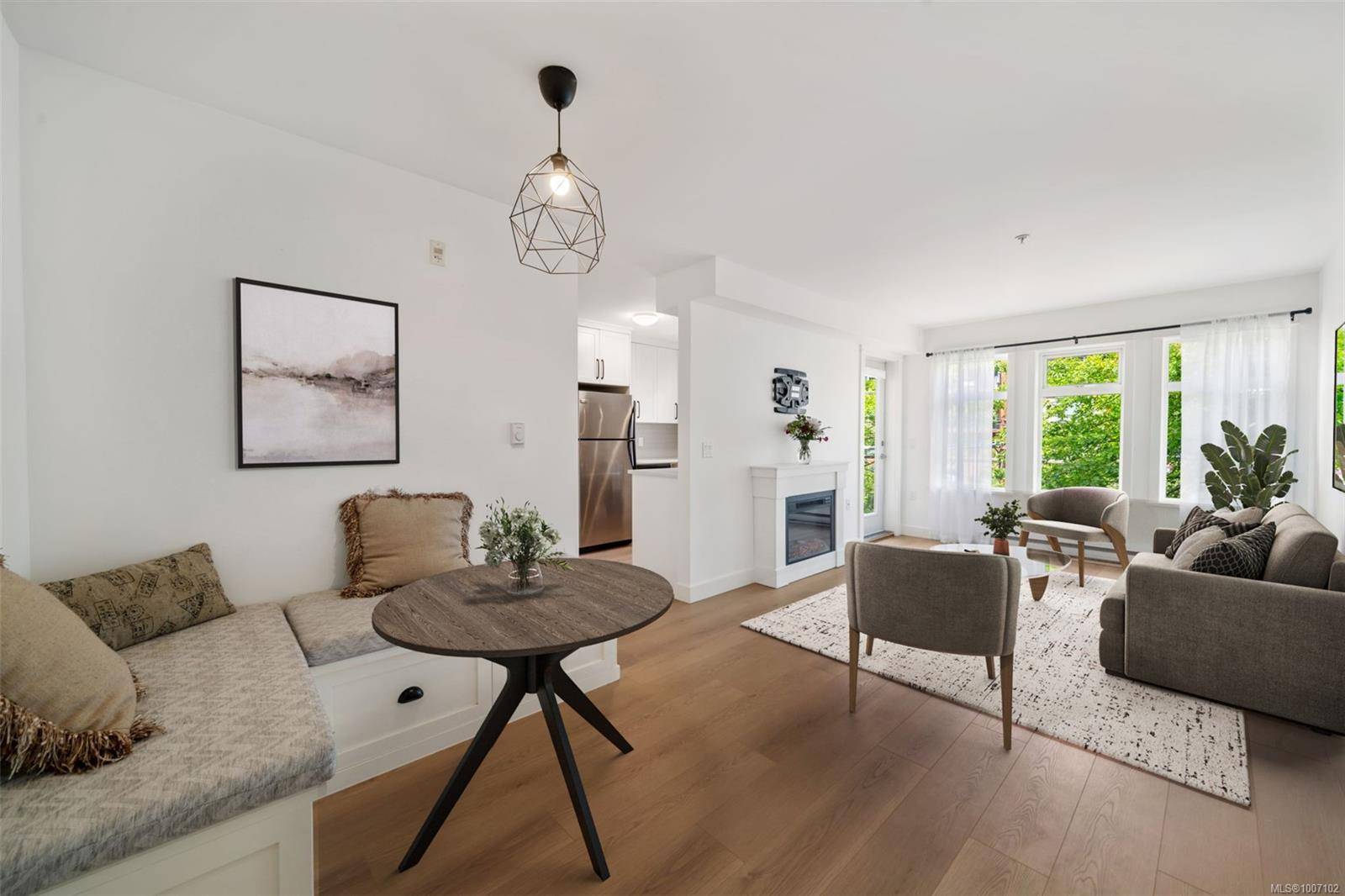 655 Goldstream Ave #314, Langford, BC V9B 0G2
