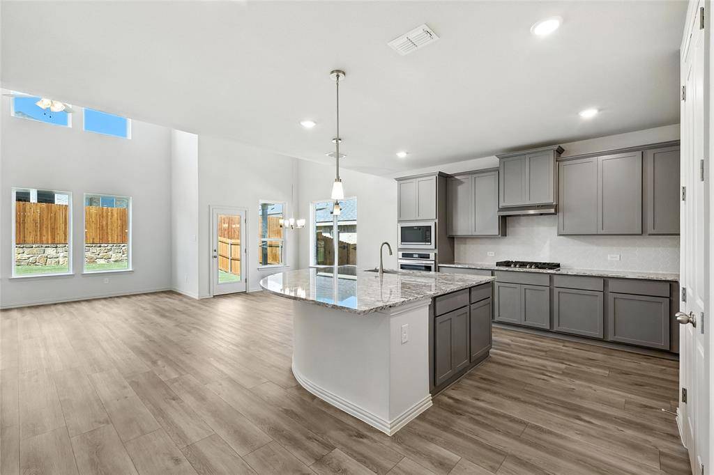 Arlington, TX 76013,1434 Odette Drive