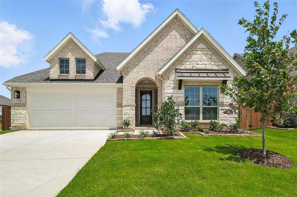 1306 Beaumont Lane, Red Oak, TX 75154