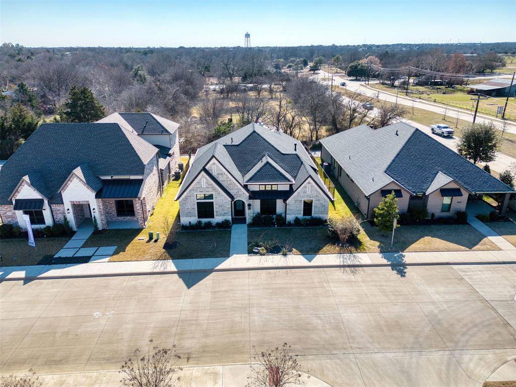 1661 Ethan Circle, Midlothian, TX 76065