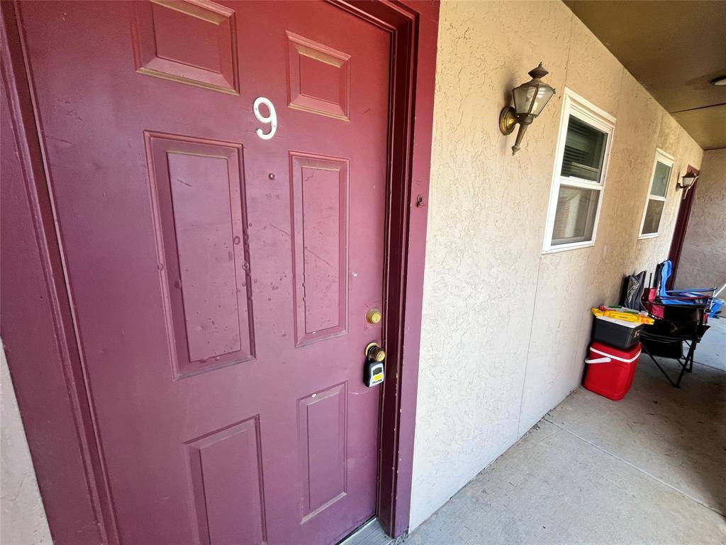 Denton, TX 76201,410 Bryan Street #9