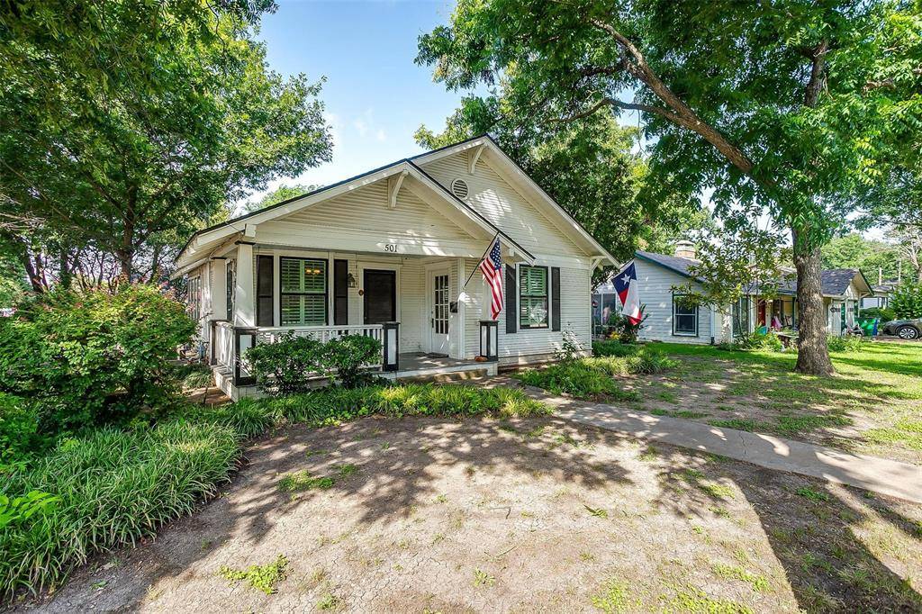 501 W Parks Avenue, Waxahachie, TX 75165