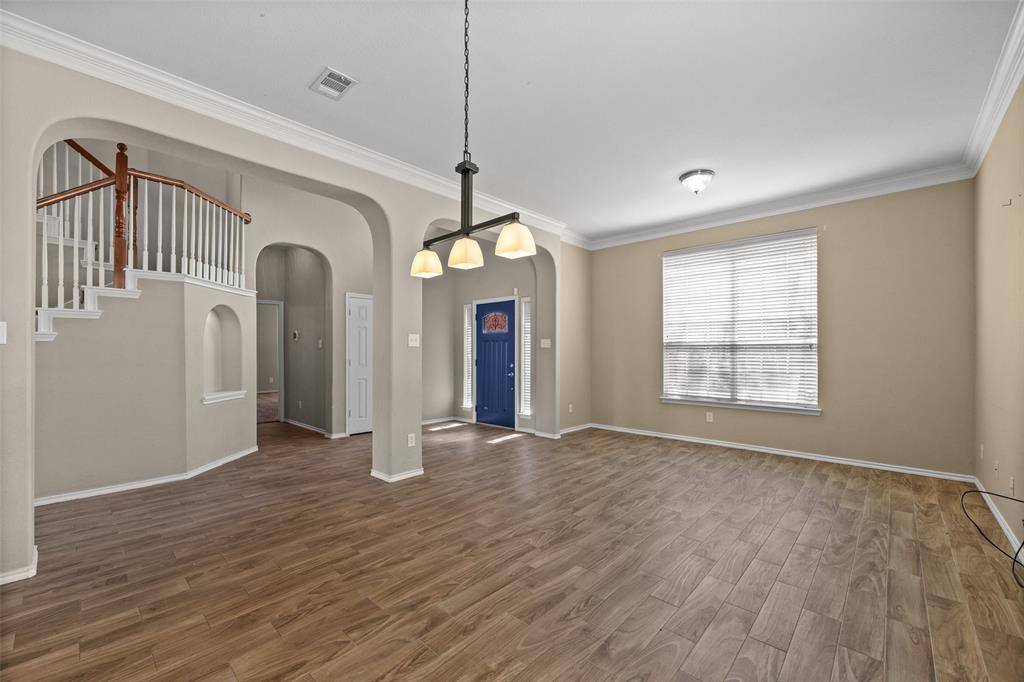 Grand Prairie, TX 75052,5544 Clay Court