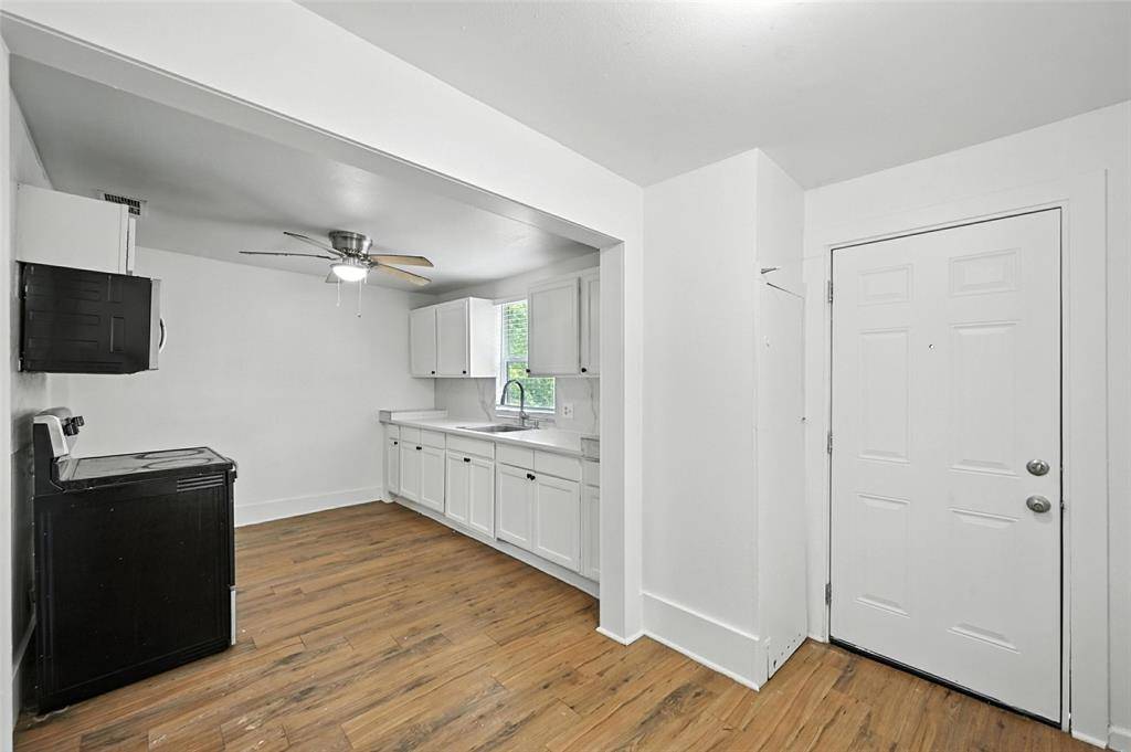 Denison, TX 75020,903 W Baker Street
