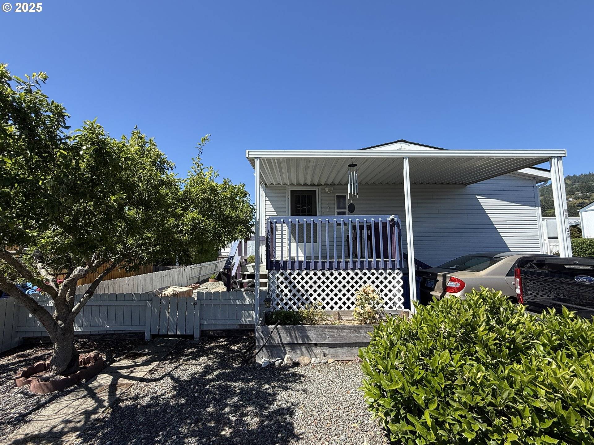 Brookings, OR 97415,98042 W BENHAM LN #15