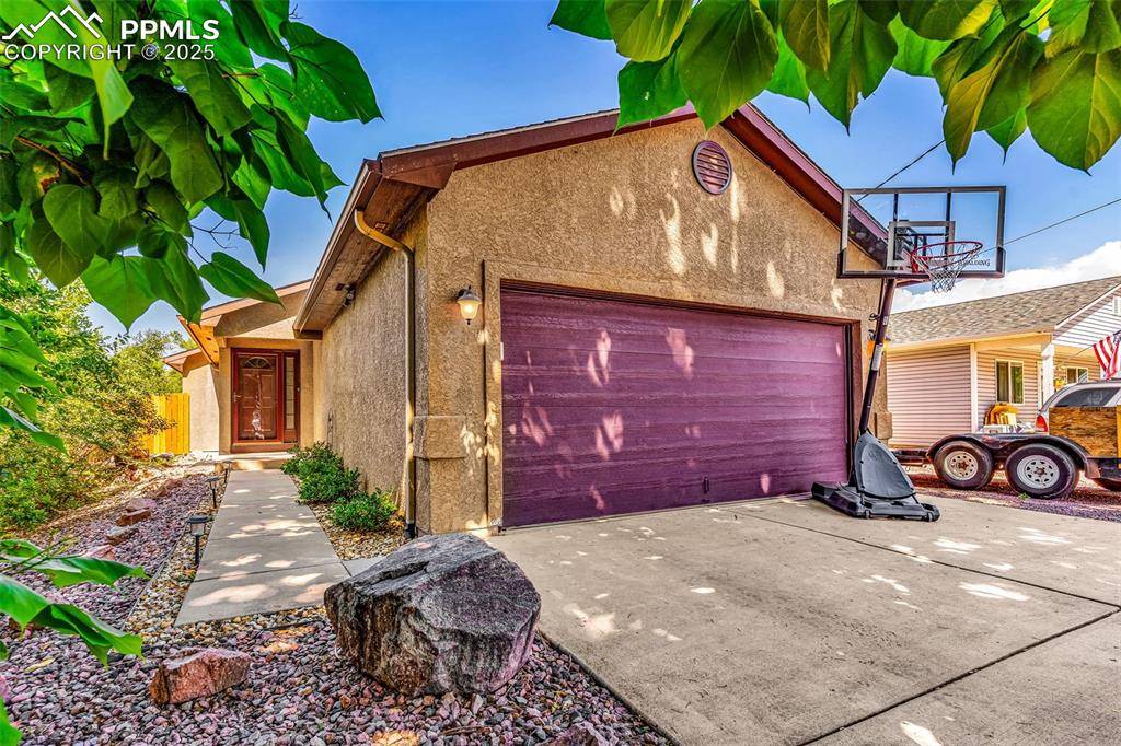 221 Del Rey AVE, Canon City, CO 81212