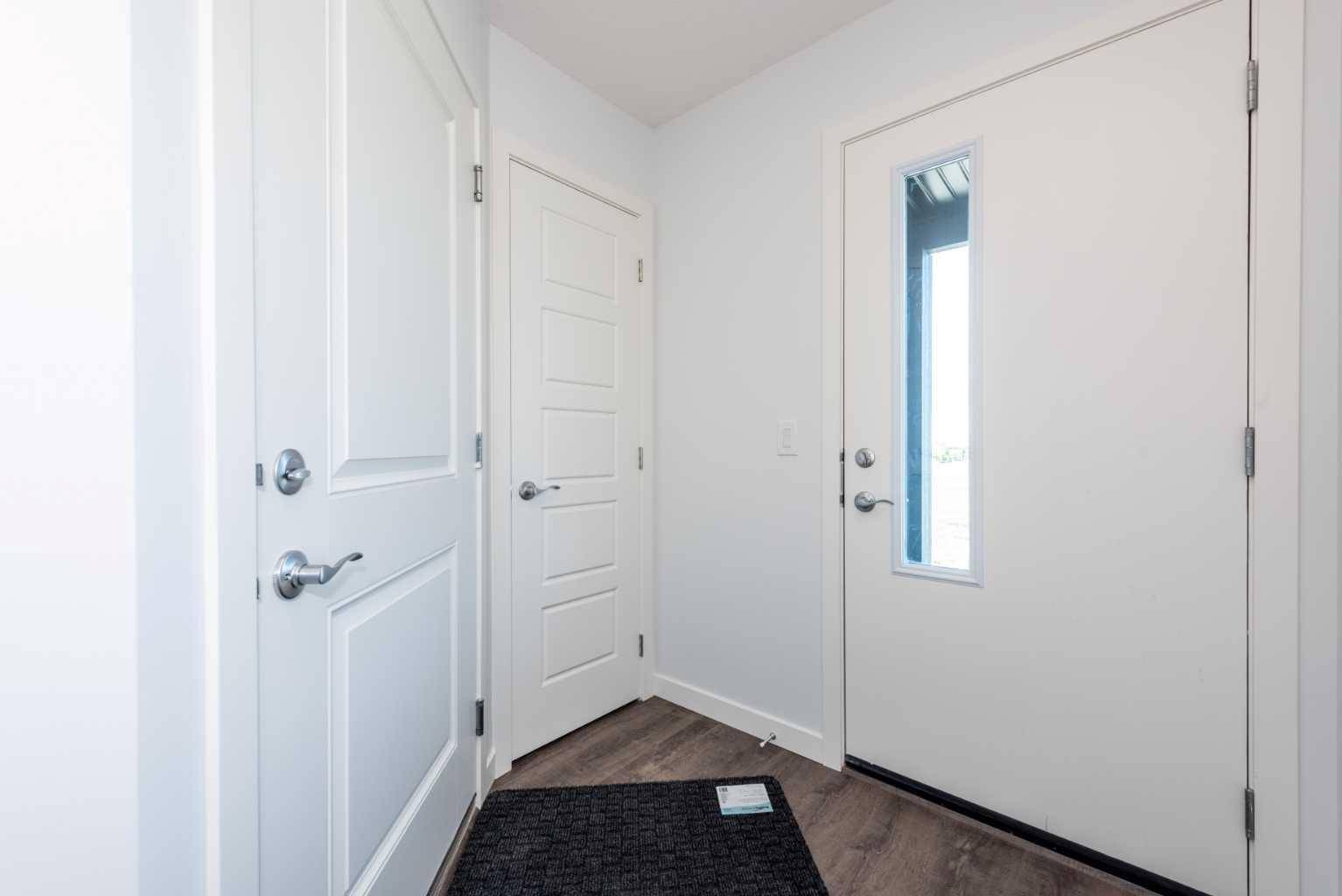 Calgary, AB T2X 4A6,850 Belmont DR SW #574