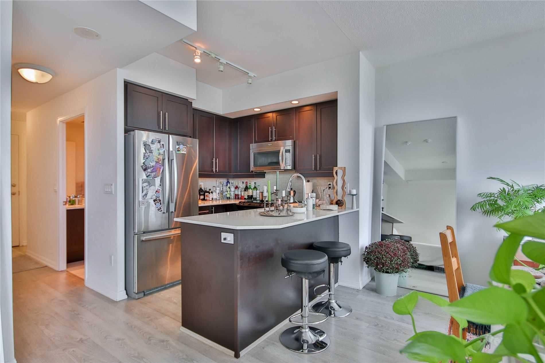 Toronto C01, ON M6K 3R3,75 East Liberty ST #1702