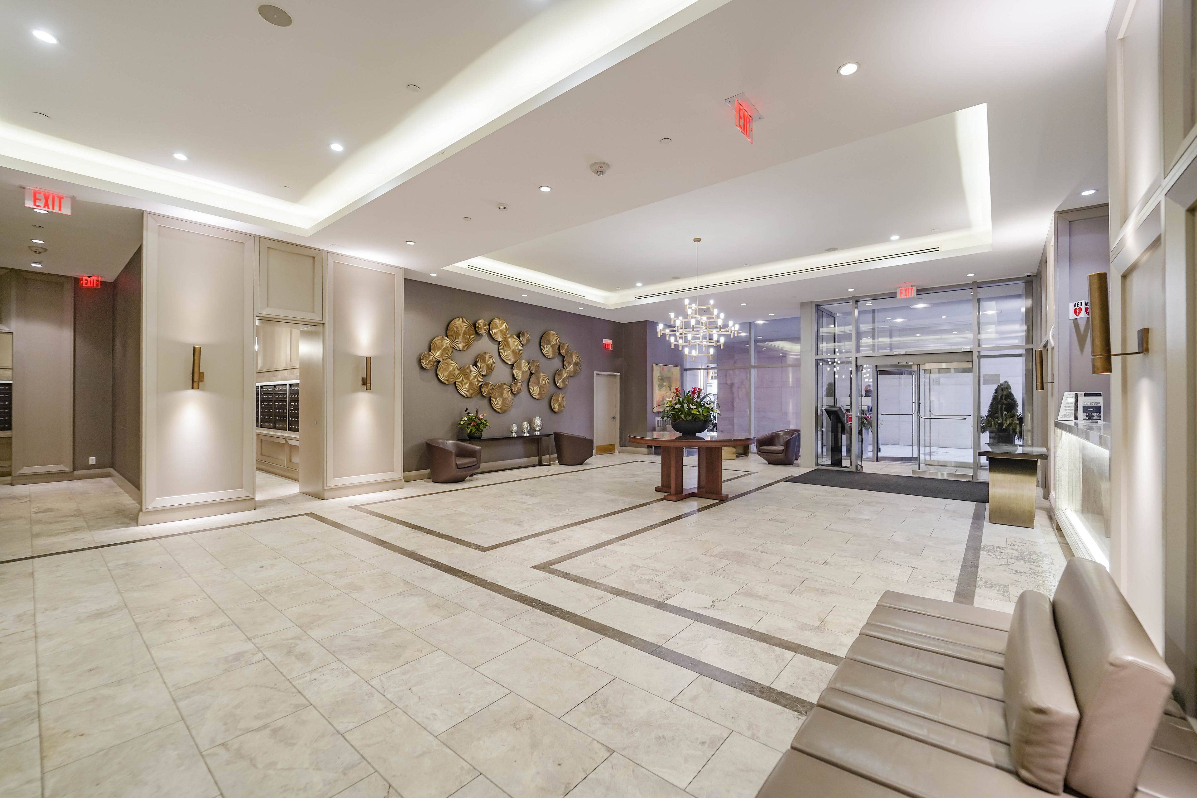 Toronto C02, ON M5R 0B4,155 Yorkville AVE #2915