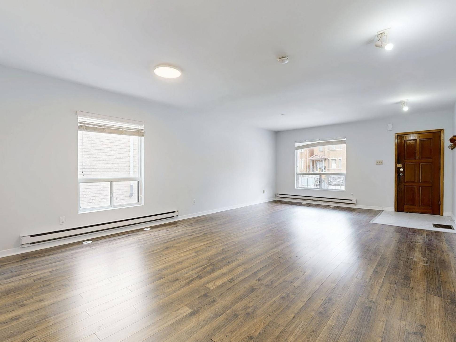 Toronto E03, ON M4J 2K7,303 Gowan AVE