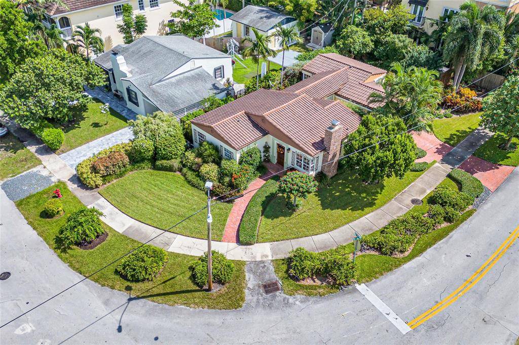 1600 NE 4th Ct, Fort Lauderdale, FL 33301