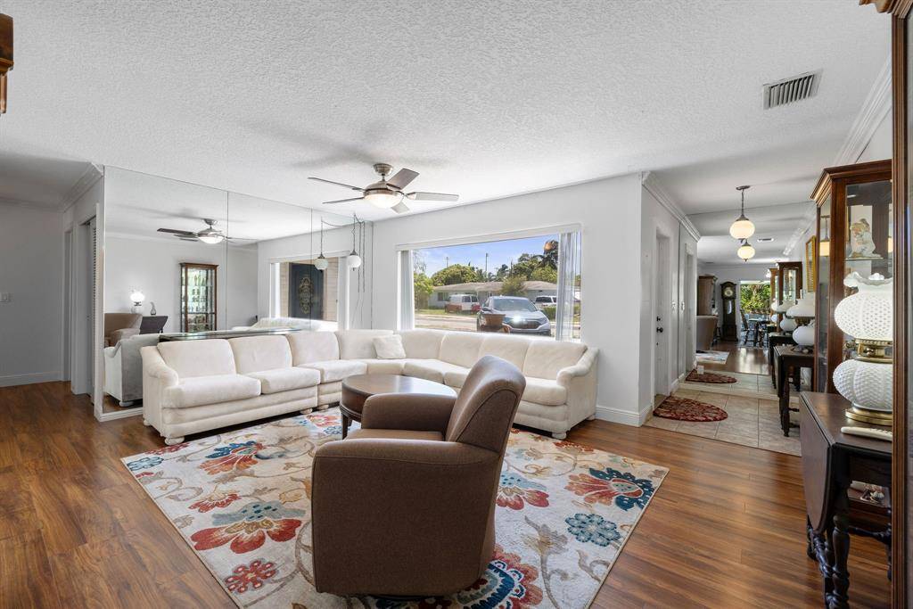 Deerfield Beach, FL 33441,404 SE 7th Ave