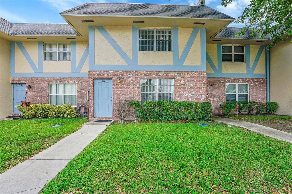7505 Kimberly Blvd #127, North Lauderdale, FL 33068